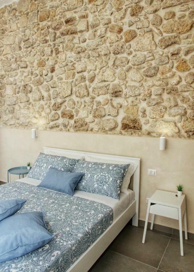 Essentia Rooms- Ortigia Holidays Syracuse Exterior photo